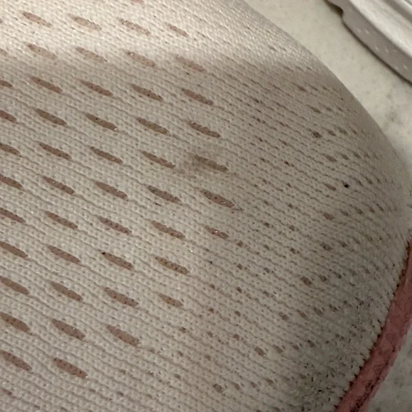 Skechers Women's Cream Athletic slip on Arch Fit Shoes - Picture 4 of 4